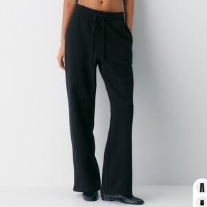 Aritzia Cozy Sweatfleece Boyfriend Wide Sweatpant